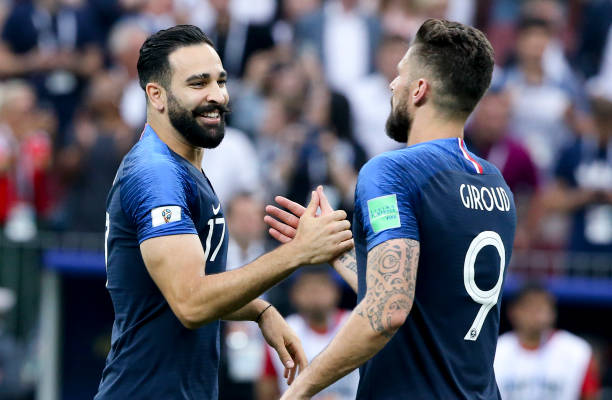 他在广阔的 他在广阔的