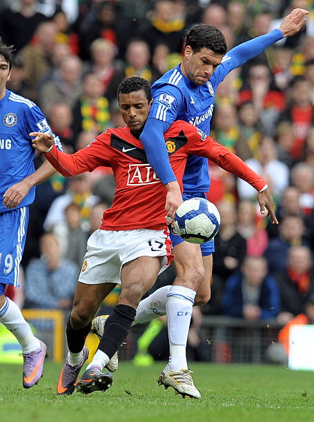 恩佐展示了 恩佐展示了