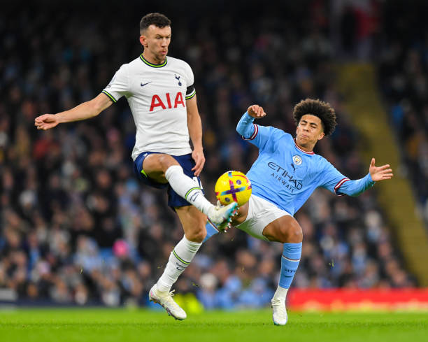 阿莱格里的 阿莱格里的