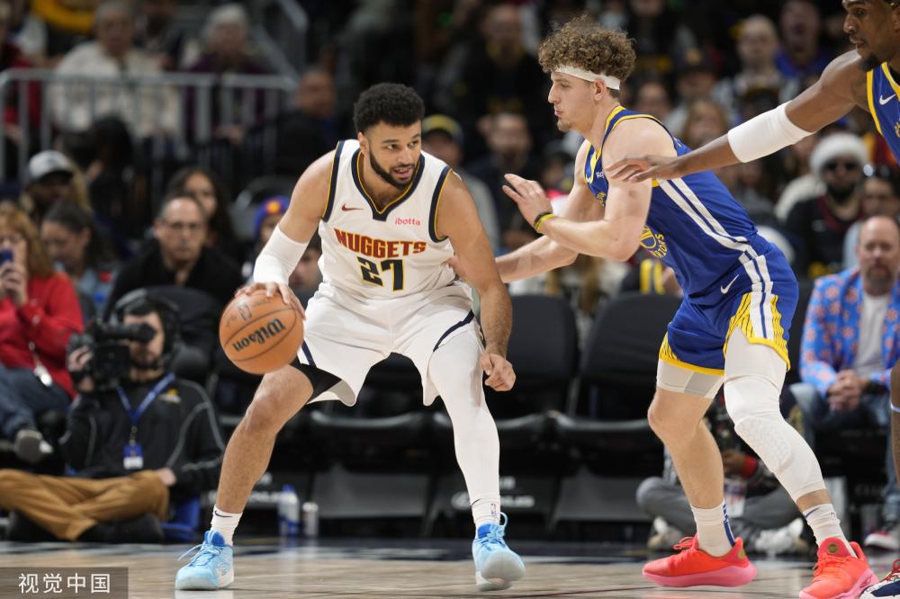 他深知在这 他深知在这